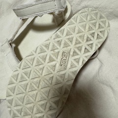 TEVA キャンパスサンダル 24.5の画像