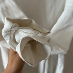 Zara ホワイト フード付きパーカー 40の画像
