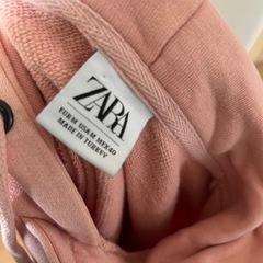 Zara ピンク フード付き トレーナー 40の画像