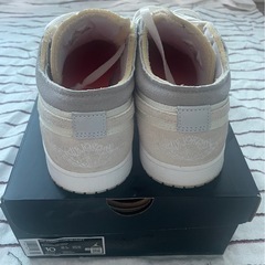 Air Jordan 1 Low ホワイト/グレー 28cmの画像