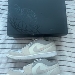 Air Jordan 1 Low ホワイト/グレー 28cmの画像