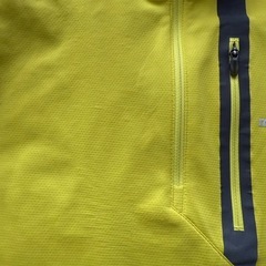 モンベル　長袖シャツの画像