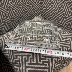 ガラスの正方形の器15枚の画像