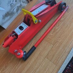 油圧式　2tジャッキの画像