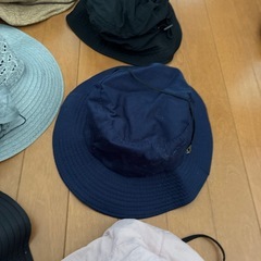 帽子たちの画像