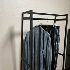 ハンガーラックの画像
