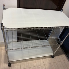 ラック 銀色 収納棚の画像