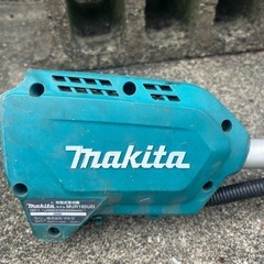 マキタ　充電式刈払い機　（ジャンク）草刈り機 の画像