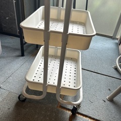 ワゴン　ホワイトの画像