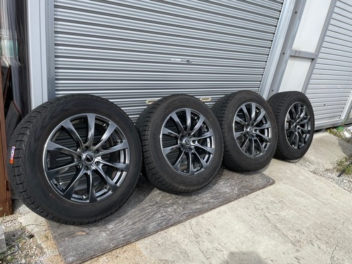 スタッドレスタイヤ　ホイル付き4本セット