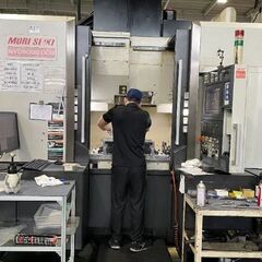 【賞与年2回あり／4.65ヶ月分+業績加算の支給実績あり】黒字経営メーカーでの工作機械OP／服装自由／上下関係なく気軽に相談し合える／手当が豊富／残業少なめ／完全土日祝休みの画像