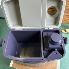 Liberal　ジャグ付き クーラーボックスの画像