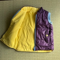 ジュニア用ダウンベスト　120サイズの画像