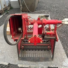 農業用 掘取機／収穫機 本体＋付属部品セット｜函館 引き取り可の画像