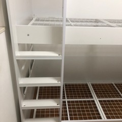 子供用二段ベットの画像