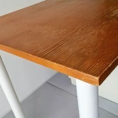（10/5 23:59まで掲載）あげます。ジャンクテイストのシンプルな机（袖机）の画像