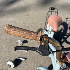 子供用自転車小学校1〜3年生向け／補助輪・スタンド付き の画像