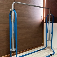 鉄棒の画像