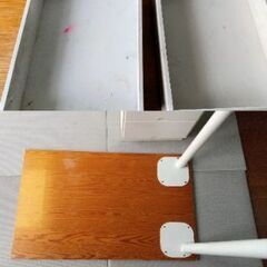 （10/5 23:59まで掲載）あげます。ジャンクテイストのシンプルな机（袖机）の画像