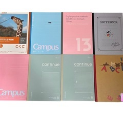 ノート 方眼罫 16冊 まとめ売り 新品～少し使用 大量 キャンパス 英語 こくご 漢字 方眼 理系線 罫線
の画像