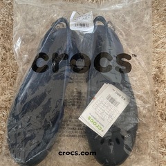 クロックス　サンダルの画像