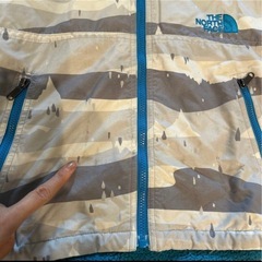 THE NORTH FACE アウター130センチの画像