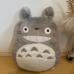 しっかりとした抱き心地のへたりにくいクッション【ぬいぐるみ】となりのトトロ の画像