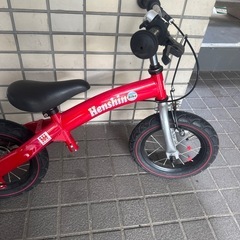 へんしんバイク　赤　チェーン、ペダルなし　ストライダー、バランスバイクの画像