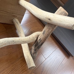 流木ベンチの画像