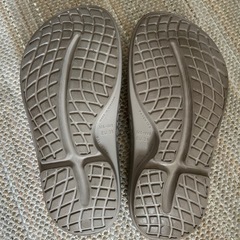OOFOS ウーフォス　サンダル　の画像