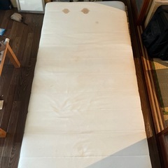 ニトリのマットレス(下にひくスノコ付き)の画像