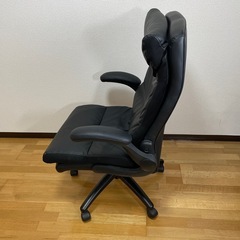椅子　事務仕事用の画像