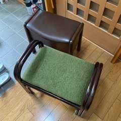 無料　小さいイス　０円の画像