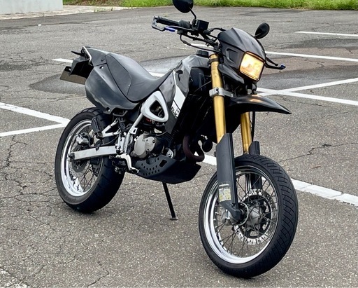 ヒョースンRX125SM実動モタード