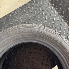 中古スタッドレスタイヤ　1本　軽自動車！155/65R14 ダンロップウインターマックス03 スペア、パンクした時などにいかがですか？　2023年製の画像