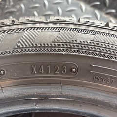 中古スタッドレスタイヤ　1本　軽自動車！155/65R14 ダンロップウインターマックス03 スペア、パンクした時などにいかがですか？　2023年製の画像