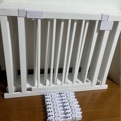 ベビーサークルの画像