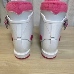 子供用スキーブーツ　の画像