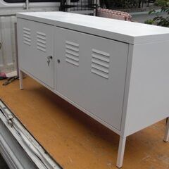 IKEA（イケア）　キャビネット　鍵付き　スチール　ホワイト　収納庫 楽天市場】鍵付き ikea キャビネットの通販