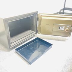 WACO 耐火金庫（ダイヤル＋鍵式）の画像