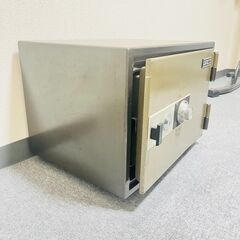 WACO 耐火金庫（ダイヤル＋鍵式）の画像