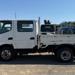 【格安】トラック　ダイナトラック　Wキャブセミロング　4WD  車検有り　低走行の画像
