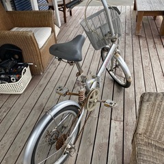 折り畳み自転車 20インチの画像