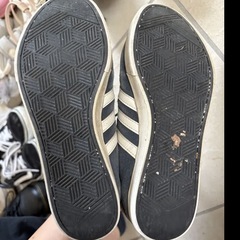 adidas スニーカー 23cmの画像