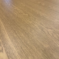 ビジネステーブル　木目と黒の画像