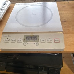 ニトリ IHクッキングヒーター NT1400 ホワイト 1400Wの画像