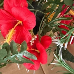ハイビスカス🌺 造花の画像