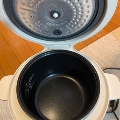 炊飯器の画像
