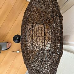 状態良好な木製シャンデリアを販売いたします。の画像