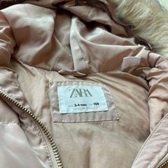 ZARA アウター　104センチ　　の画像